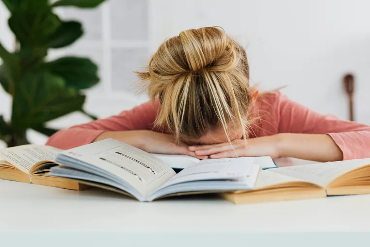  Is My Child Experiencing Burnout? How to Spot and Prevent Academic Burnout in Teens.